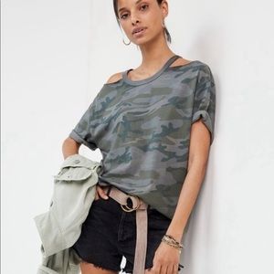 Anthropologie Boyfriend Cut Out Tee, Small, Camo Green Motif